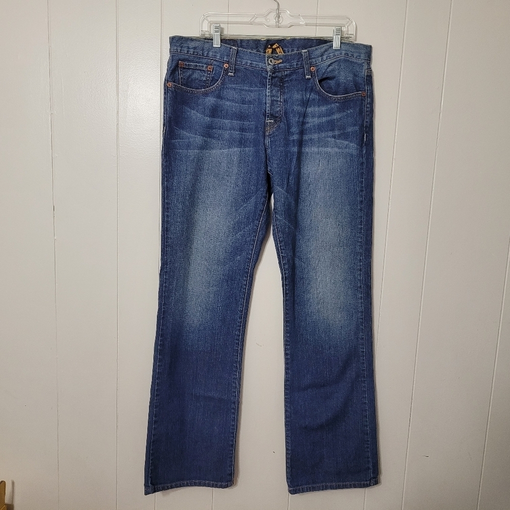 Lucky Brand Men’s Bootcut Jeans Blue Wash Denim Approx 36x33.5 Western Cowboy